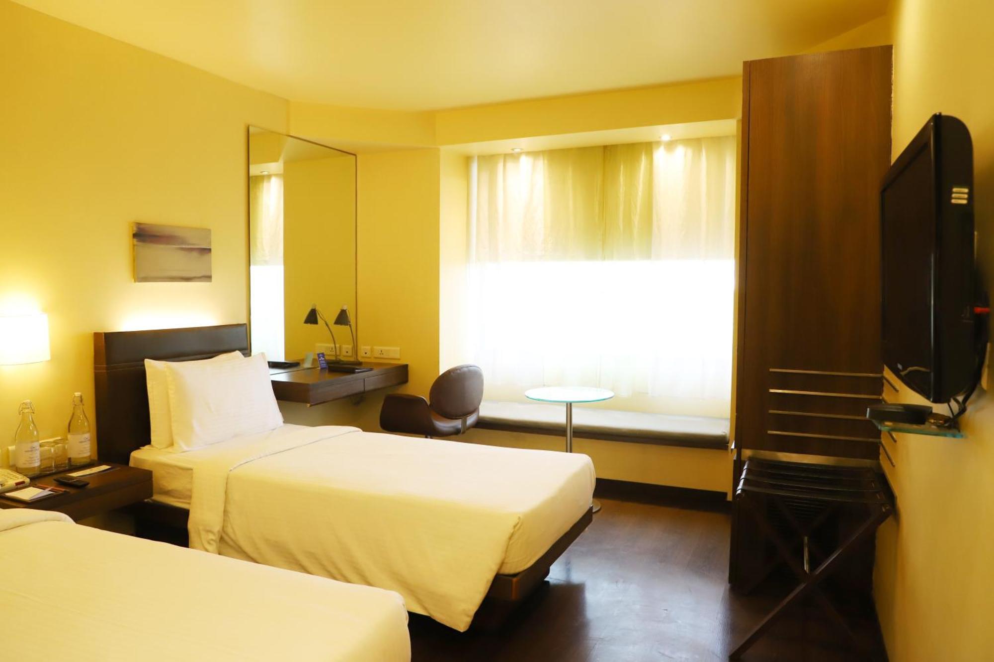 Marasa Sarovar Portico -Rajkot Exterior foto